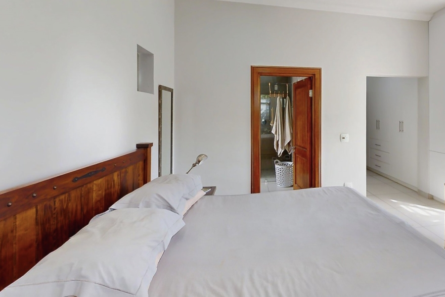 3 Bedroom Property for Sale in Kraaibosch Western Cape
